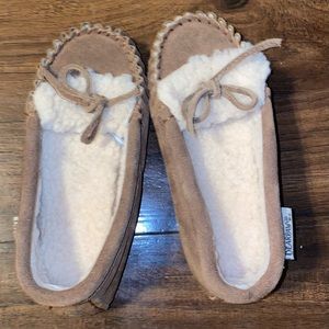 Kids Bear Paw Slippers